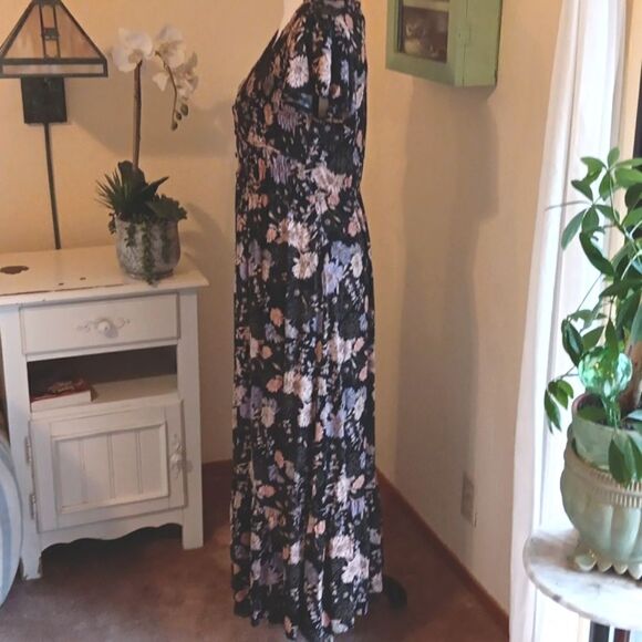 Maurices Dark Floral Midi Dress - Picture 6 of 13